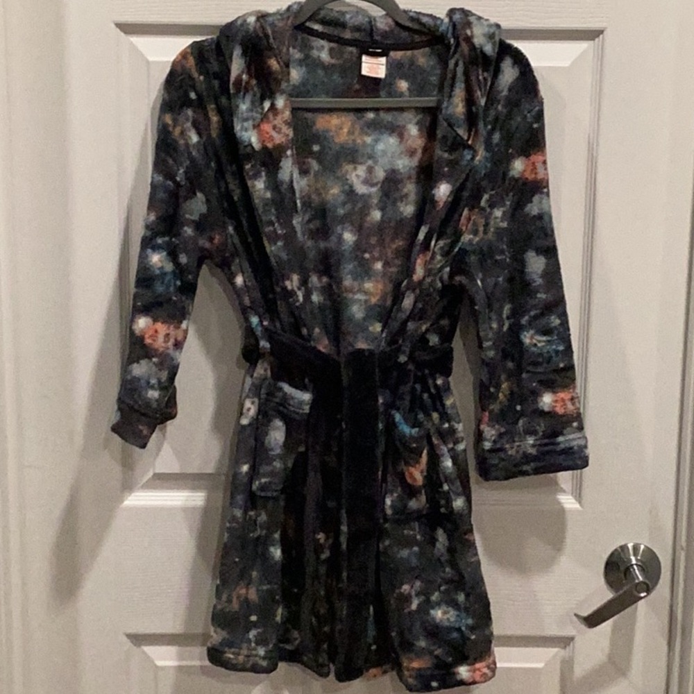Cat & Jack robe